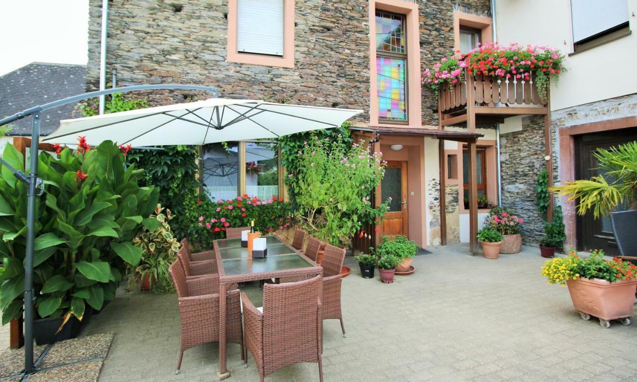 Gaestehaus Koen - Fewo Farfalle Цельтинген-Рахтиг Экстерьер фото