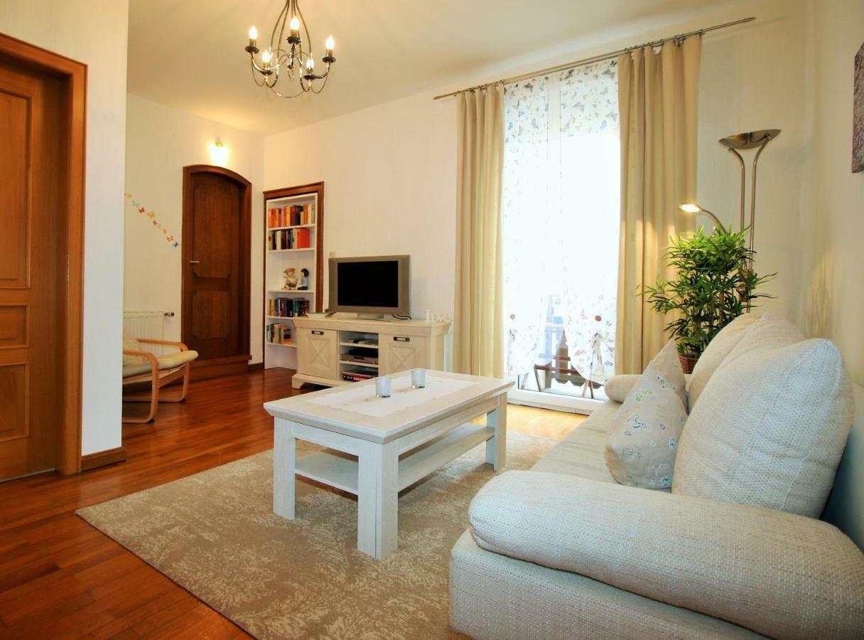 Gaestehaus Koen - Fewo Farfalle Цельтинген-Рахтиг Экстерьер фото